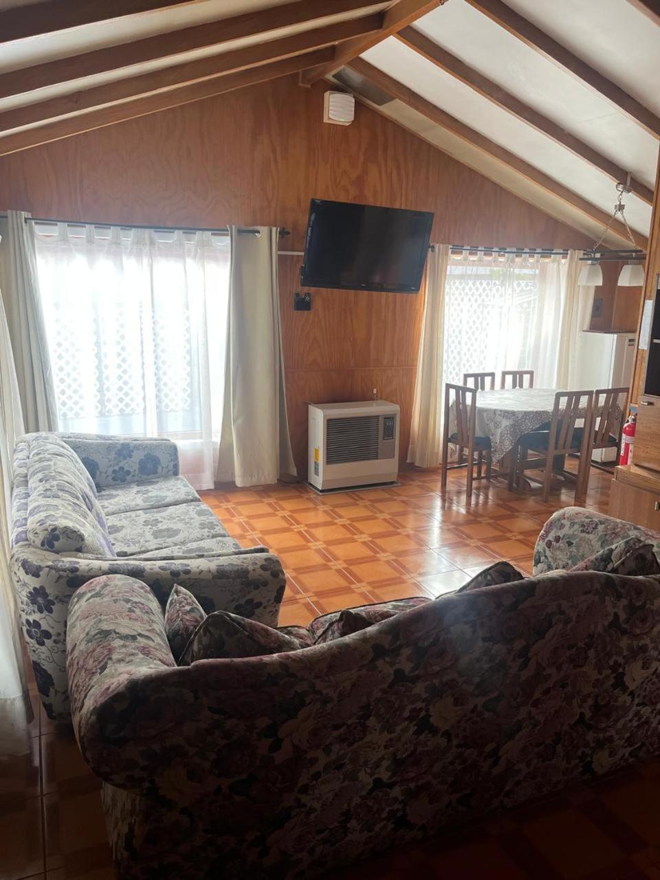 Cabanas Espanol Coyhaique Exterior foto